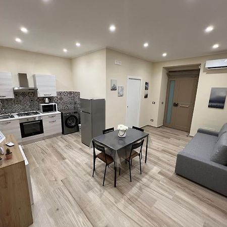 La Dimora Etnea Apartment Catania Bagian luar foto