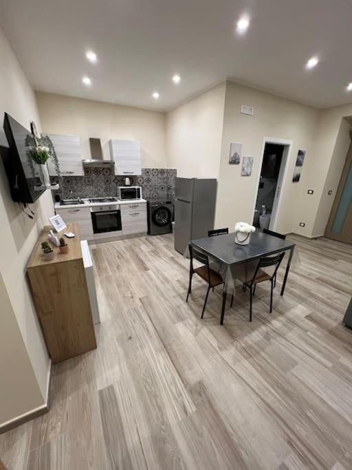 La Dimora Etnea Apartment Catania Bagian luar foto